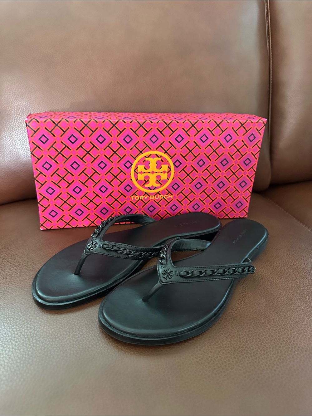Tory Burch Black Logo Thong Sandals - Picture 8 of 8